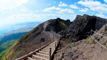 Pompeii and Vesuvius fast line